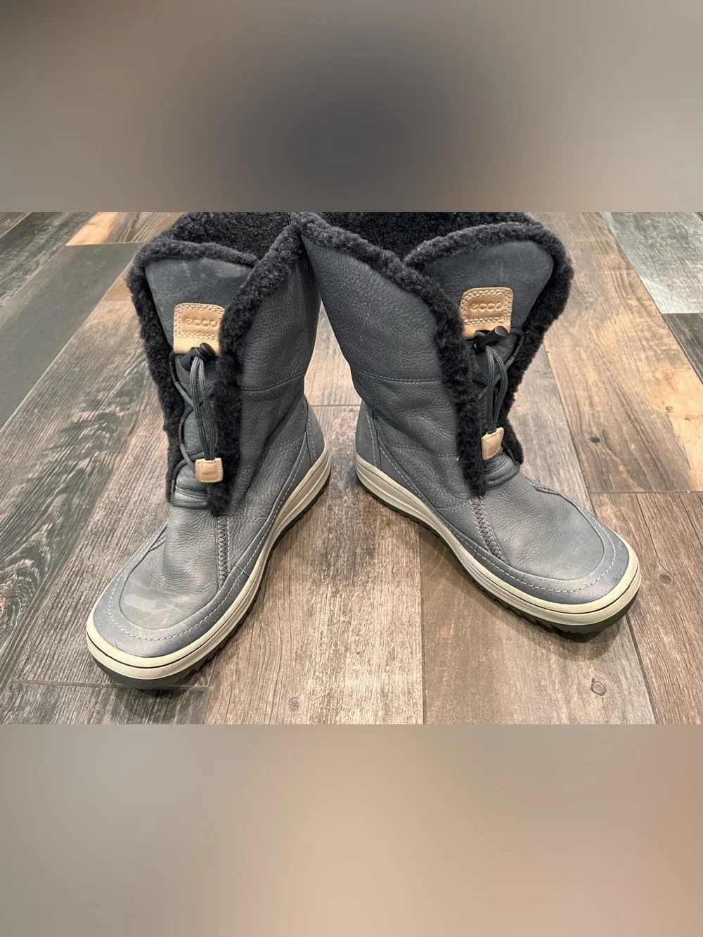 ECCO Trace HydroMax Lace Up Snow Boot Gray Leather Sz 38/ 7.5 US
